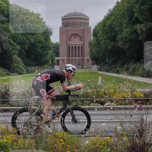 14.09.2025 - Stadtparktriathlon Michael Burmester http://msf.ph/oto/8902378 14.09.2025 09:35:24 Radfahren 398, 494 meine-sportfotos.de