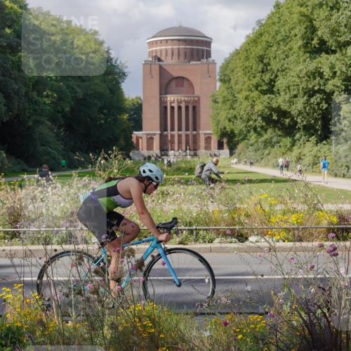 14.09.2025 - Stadtparktriathlon Michael Burmester http://msf.ph/oto/8902397 14.09.2025 13:29:33 Radfahren 1548, 1577 meine-sportfotos.de