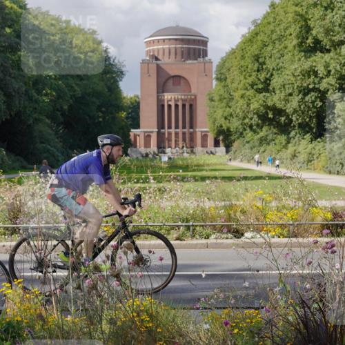 14.09.2025 - Stadtparktriathlon Michael Burmester http://msf.ph/oto/8902399 14.09.2025 13:29:46 Radfahren 1434, 1435, 1483, 1528, 1610 meine-sportfotos.de