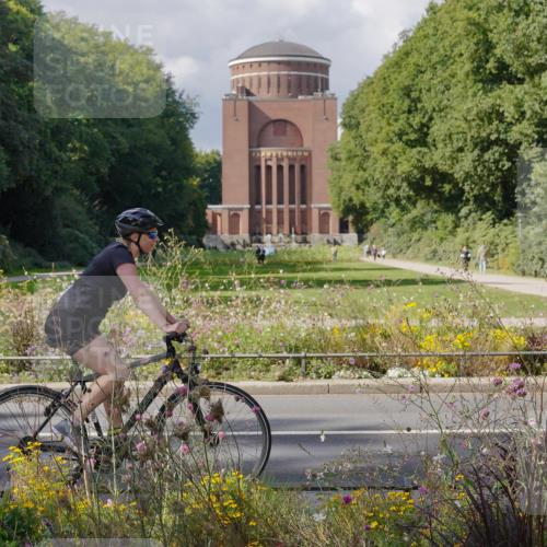 14.09.2025 - Stadtparktriathlon Michael Burmester http://msf.ph/oto/8902418 14.09.2025 13:30:24 Radfahren 1463, 1471, 1505 meine-sportfotos.de