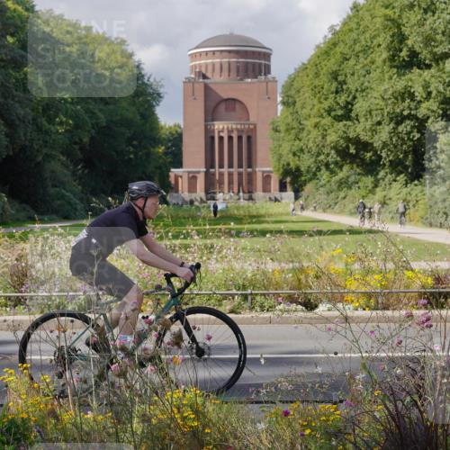 14.09.2025 - Stadtparktriathlon Michael Burmester http://msf.ph/oto/8902422 14.09.2025 13:30:36 Radfahren 1487 meine-sportfotos.de
