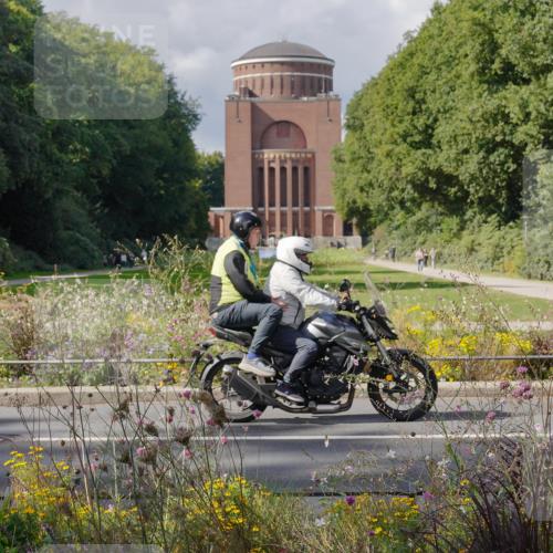 14.09.2025 - Stadtparktriathlon Michael Burmester http://msf.ph/oto/8902426 14.09.2025 13:30:55 Radfahren 1456, 1490, 1520, 1584 meine-sportfotos.de