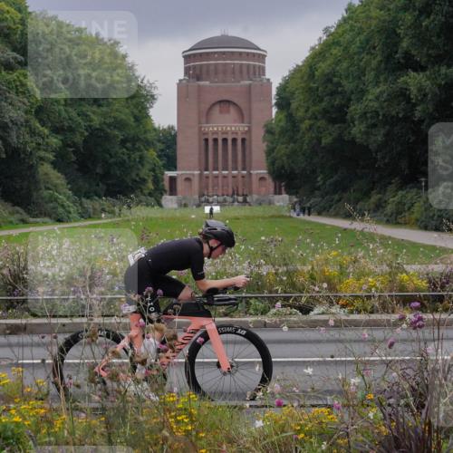 14.09.2025 - Stadtparktriathlon Michael Burmester http://msf.ph/oto/8902437 14.09.2025 09:38:44 Radfahren 474, 493 meine-sportfotos.de