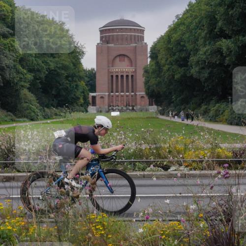 14.09.2025 - Stadtparktriathlon Michael Burmester http://msf.ph/oto/8902442 14.09.2025 09:39:25 Radfahren 468 meine-sportfotos.de