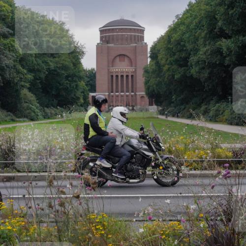 14.09.2025 - Stadtparktriathlon Michael Burmester http://msf.ph/oto/8902476 14.09.2025 09:40:51 Radfahren 440, 442, 455 meine-sportfotos.de