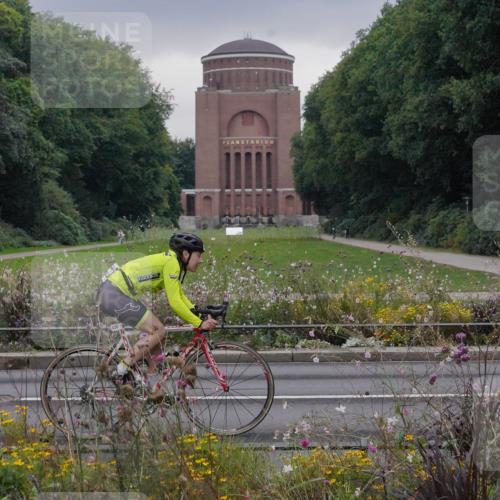 14.09.2025 - Stadtparktriathlon Michael Burmester http://msf.ph/oto/8902482 14.09.2025 09:41:01 Radfahren 420, 442, 452, 469, 472, 503 meine-sportfotos.de