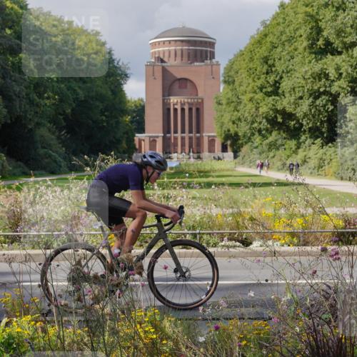 14.09.2025 - Stadtparktriathlon Michael Burmester http://msf.ph/oto/8902485 14.09.2025 13:32:38 Radfahren 1475, 1531, 1544, 1557, 1561, 1597 meine-sportfotos.de