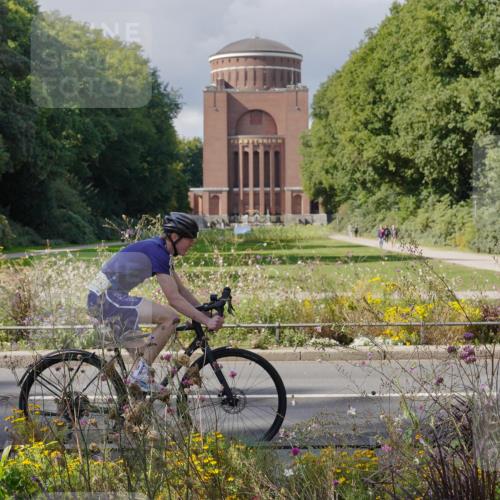 14.09.2025 - Stadtparktriathlon Michael Burmester http://msf.ph/oto/8902497 14.09.2025 13:32:51 Radfahren 1531, 1541, 1544, 1557, 1559, 1563, 1615 meine-sportfotos.de