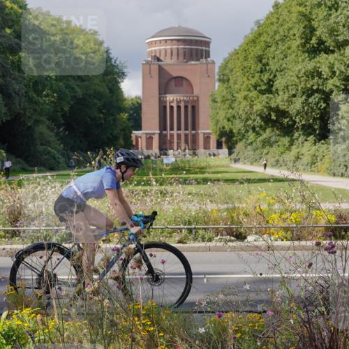 14.09.2025 - Stadtparktriathlon Michael Burmester http://msf.ph/oto/8902523 14.09.2025 13:33:46 Radfahren 1460, 1462, 1517, 1526 meine-sportfotos.de