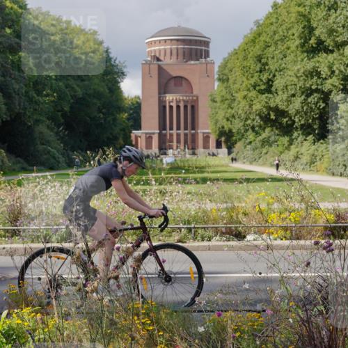 14.09.2025 - Stadtparktriathlon Michael Burmester http://msf.ph/oto/8902526 14.09.2025 13:33:52 Radfahren 1460, 1462, 1517, 1526 meine-sportfotos.de