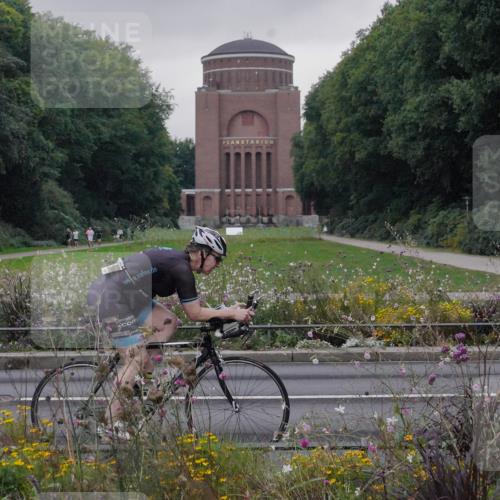 14.09.2025 - Stadtparktriathlon Michael Burmester http://msf.ph/oto/8902531 14.09.2025 09:43:34 Radfahren 456, 494, 504 meine-sportfotos.de
