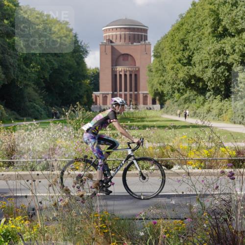 14.09.2025 - Stadtparktriathlon Michael Burmester http://msf.ph/oto/8902563 14.09.2025 13:35:08 Radfahren 1436, 1493, 1534 meine-sportfotos.de