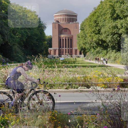 14.09.2025 - Stadtparktriathlon Michael Burmester http://msf.ph/oto/8902599 14.09.2025 13:36:54 Radfahren 1323, 1530, 1548, 1582 meine-sportfotos.de