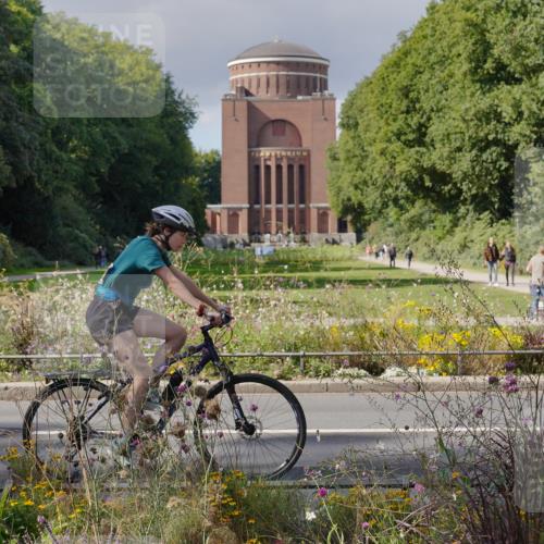 14.09.2025 - Stadtparktriathlon Michael Burmester http://msf.ph/oto/8902609 14.09.2025 13:37:31 Radfahren 1438, 1439, 1543, 1545, 1551 meine-sportfotos.de