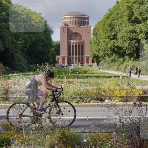 14.09.2025 - Stadtparktriathlon Michael Burmester http://msf.ph/oto/8902623 14.09.2025 13:38:02 Radfahren 1539 meine-sportfotos.de