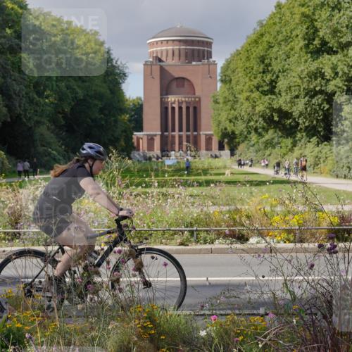 14.09.2025 - Stadtparktriathlon Michael Burmester http://msf.ph/oto/8902635 14.09.2025 13:39:00 Radfahren 1434, 1435, 1483, 1487, 1546 meine-sportfotos.de