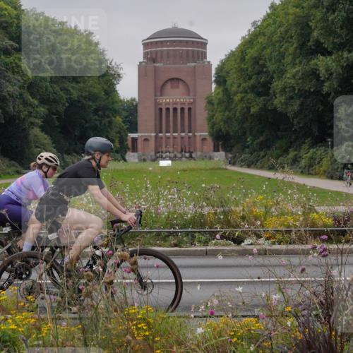 14.09.2025 - Stadtparktriathlon Michael Burmester http://msf.ph/oto/8902646 14.09.2025 09:50:37 Radfahren 465, 477, 537, 545, 547 meine-sportfotos.de
