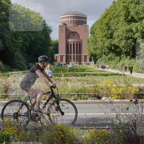 14.09.2025 - Stadtparktriathlon Michael Burmester http://msf.ph/oto/8902653 14.09.2025 13:40:06 Radfahren 1463 meine-sportfotos.de
