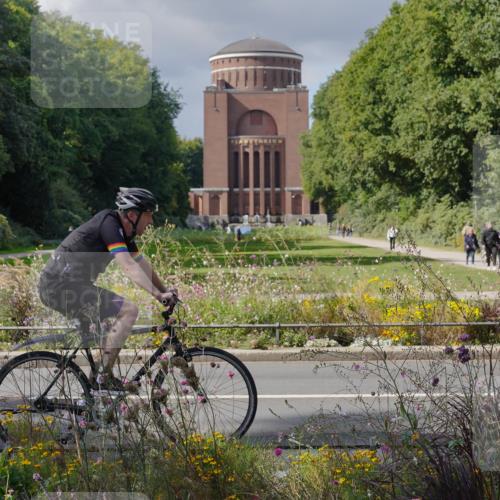 14.09.2025 - Stadtparktriathlon Michael Burmester http://msf.ph/oto/8902677 14.09.2025 13:41:14 Radfahren 1491, 1531 meine-sportfotos.de