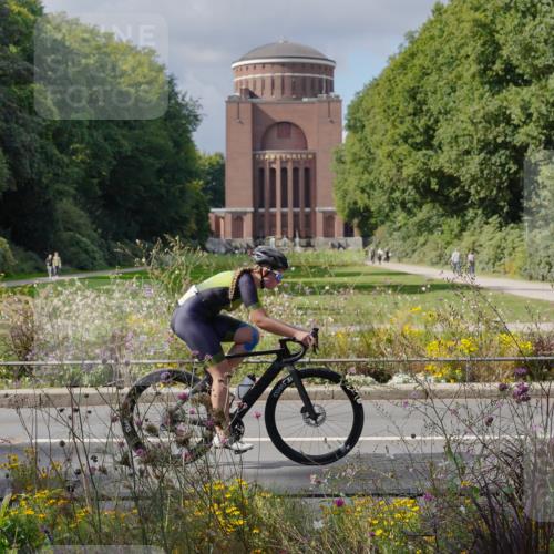 14.09.2025 - Stadtparktriathlon Michael Burmester http://msf.ph/oto/8902705 14.09.2025 13:43:42 Radfahren 1474, 1527, 1529, 1536, 1547, 1553 meine-sportfotos.de