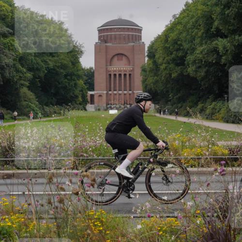 14.09.2025 - Stadtparktriathlon Michael Burmester http://msf.ph/oto/8902720 14.09.2025 09:53:36 Radfahren 500, 523, 524, 529, 544, 585 meine-sportfotos.de