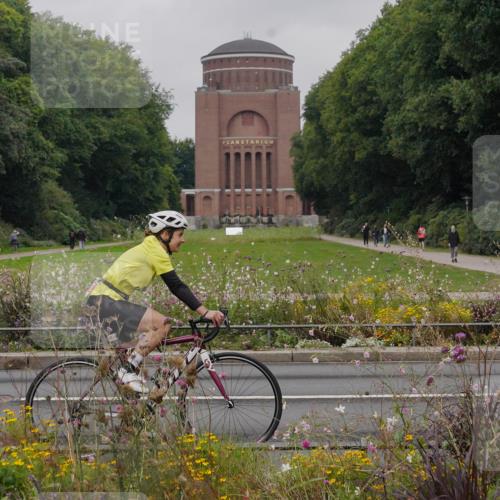 14.09.2025 - Stadtparktriathlon Michael Burmester http://msf.ph/oto/8902736 14.09.2025 09:54:11 Radfahren 511, 598, 607 meine-sportfotos.de
