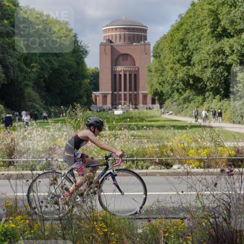 14.09.2025 - Stadtparktriathlon Michael Burmester http://msf.ph/oto/8902745 14.09.2025 13:44:52 Radfahren 1530, 1627, 1631, 1648, 1650, 1656, 1662, 1663, 1681 meine-sportfotos.de