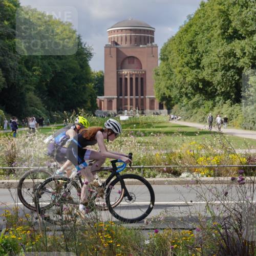 14.09.2025 - Stadtparktriathlon Michael Burmester http://msf.ph/oto/8902747 14.09.2025 13:44:55 Radfahren 1627, 1631, 1644, 1648, 1656, 1662, 1663, 1671, 1679, 1691 meine-sportfotos.de
