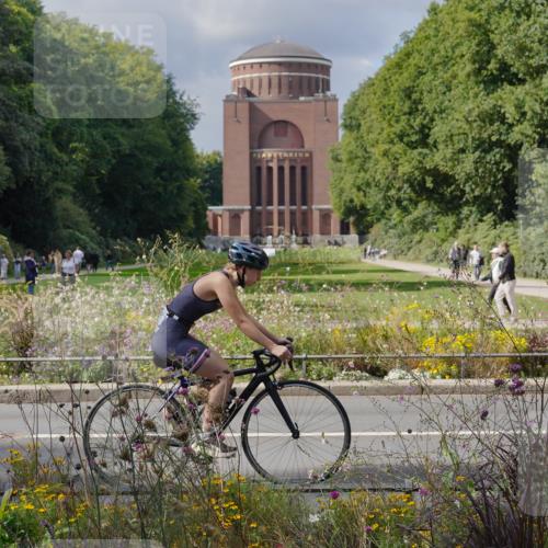 14.09.2025 - Stadtparktriathlon Michael Burmester http://msf.ph/oto/8902751 14.09.2025 13:44:57 Radfahren 1627, 1631, 1644, 1648, 1656, 1662, 1663, 1671, 1679, 1691 meine-sportfotos.de