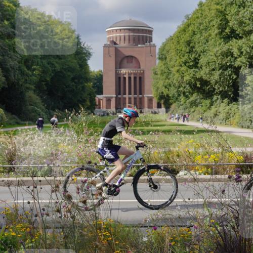 14.09.2025 - Stadtparktriathlon Michael Burmester http://msf.ph/oto/8902793 14.09.2025 13:45:45 Radfahren 1622, 1624, 1628, 1665, 1675, 1676, 1683, 1689 meine-sportfotos.de