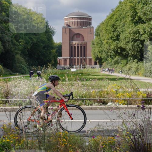 14.09.2025 - Stadtparktriathlon Michael Burmester http://msf.ph/oto/8902795 14.09.2025 13:45:48 Radfahren 1572, 1622, 1665, 1675, 1676, 1689 meine-sportfotos.de