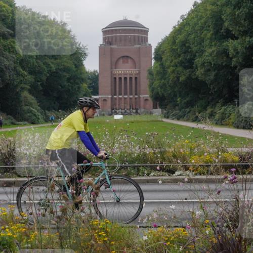14.09.2025 - Stadtparktriathlon Michael Burmester http://msf.ph/oto/8902826 14.09.2025 09:57:21 Radfahren 446, 562, 588, 594, 597, 605 meine-sportfotos.de