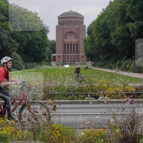 14.09.2025 - Stadtparktriathlon Michael Burmester http://msf.ph/oto/8902861 14.09.2025 09:59:32 Radfahren 518, 558, 580, 584 meine-sportfotos.de