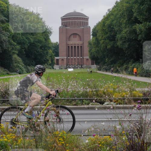 14.09.2025 - Stadtparktriathlon Michael Burmester http://msf.ph/oto/8902864 14.09.2025 09:59:40 Radfahren 518, 541 meine-sportfotos.de
