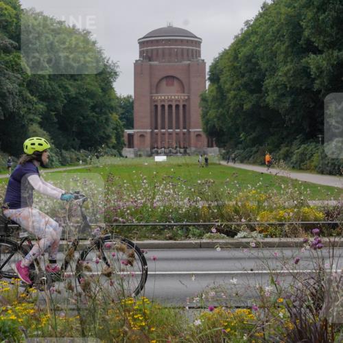 14.09.2025 - Stadtparktriathlon Michael Burmester http://msf.ph/oto/8902868 14.09.2025 09:59:49 Radfahren 568 meine-sportfotos.de