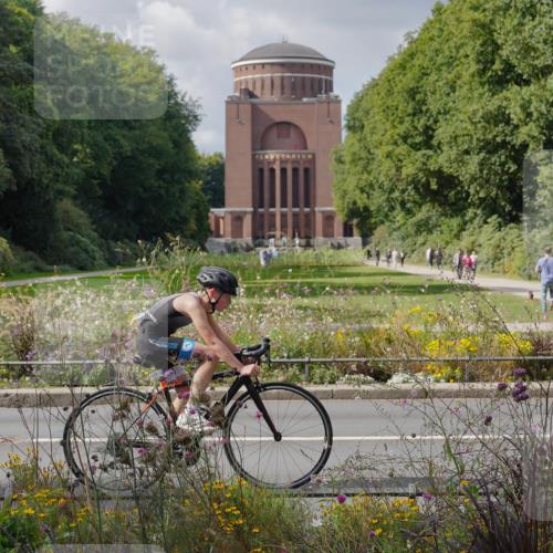 14.09.2025 - Stadtparktriathlon Michael Burmester http://msf.ph/oto/8902877 14.09.2025 13:52:59 Radfahren 1623, 1627, 1644, 1656, 1671, 1679 meine-sportfotos.de