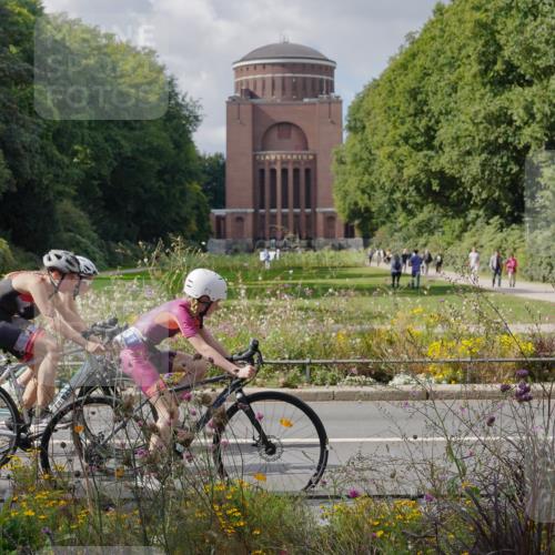 14.09.2025 - Stadtparktriathlon Michael Burmester http://msf.ph/oto/8902883 14.09.2025 13:53:28 Radfahren 1475, 1631, 1634, 1640, 1643, 1648, 1649, 1653, 1686 meine-sportfotos.de