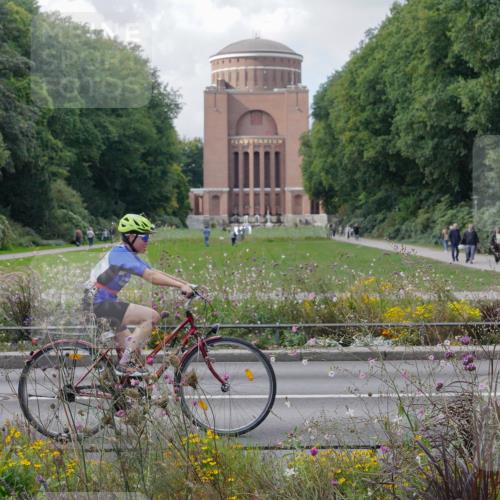 14.09.2025 - Stadtparktriathlon Michael Burmester http://msf.ph/oto/8902897 14.09.2025 13:54:09 Radfahren 1529, 1622, 1641 meine-sportfotos.de