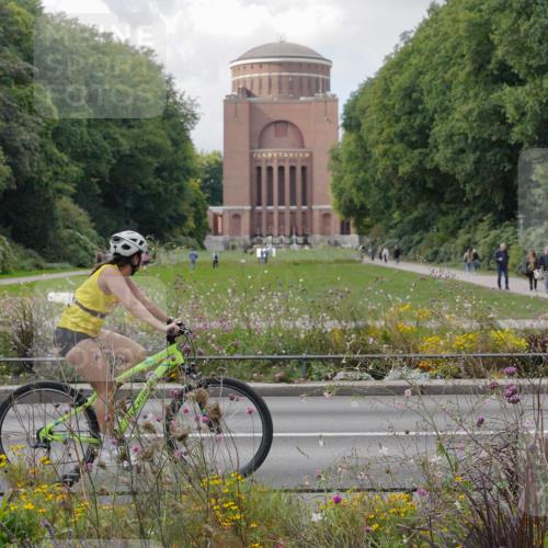 14.09.2025 - Stadtparktriathlon Michael Burmester http://msf.ph/oto/8902898 14.09.2025 13:54:14 Radfahren 1529, 1622, 1625 meine-sportfotos.de