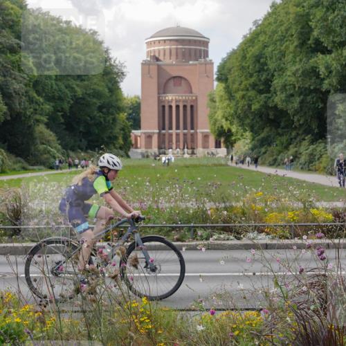 14.09.2025 - Stadtparktriathlon Michael Burmester http://msf.ph/oto/8902900 14.09.2025 13:54:21 Radfahren 1422, 1625, 1628 meine-sportfotos.de