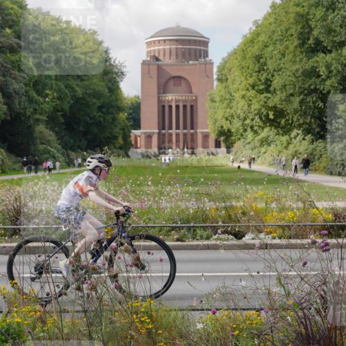14.09.2025 - Stadtparktriathlon Michael Burmester http://msf.ph/oto/8902916 14.09.2025 13:54:55 Radfahren 1632, 1665, 1680 meine-sportfotos.de