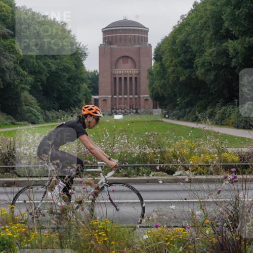 14.09.2025 - Stadtparktriathlon Michael Burmester http://msf.ph/oto/8902947 14.09.2025 10:03:02 Radfahren 530, 565, 615 meine-sportfotos.de