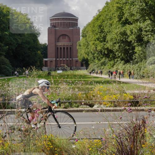 14.09.2025 - Stadtparktriathlon Michael Burmester http://msf.ph/oto/8902987 14.09.2025 14:24:52 Radfahren 1706, 1730, 1738, 1752, 1760, 1763 meine-sportfotos.de