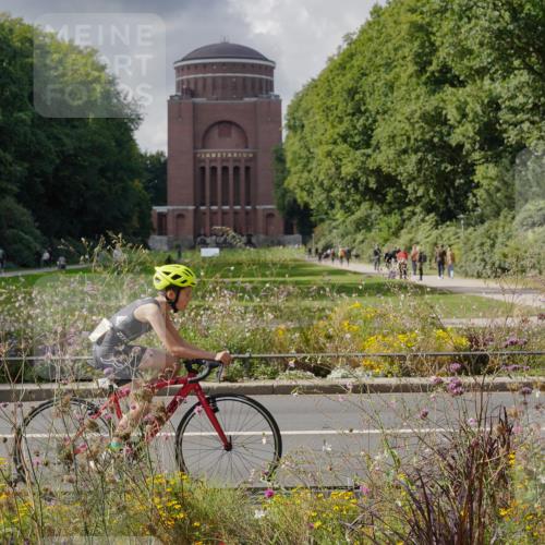 14.09.2025 - Stadtparktriathlon Michael Burmester http://msf.ph/oto/8902993 14.09.2025 14:24:56 Radfahren 1700, 1706, 1730, 1738, 1752, 1760, 1763, 1772 meine-sportfotos.de