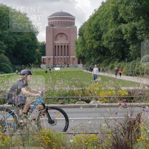 14.09.2025 - Stadtparktriathlon Michael Burmester http://msf.ph/oto/8903031 14.09.2025 14:25:31 Radfahren 1692, 1693, 1707, 1711, 1723, 1724, 1725, 1739, 1741, 1766, 1769, 1771, 1780, 1864 meine-sportfotos.de
