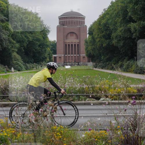 14.09.2025 - Stadtparktriathlon Michael Burmester http://msf.ph/oto/8903042 14.09.2025 10:07:09 Radfahren 513, 584, 604 meine-sportfotos.de