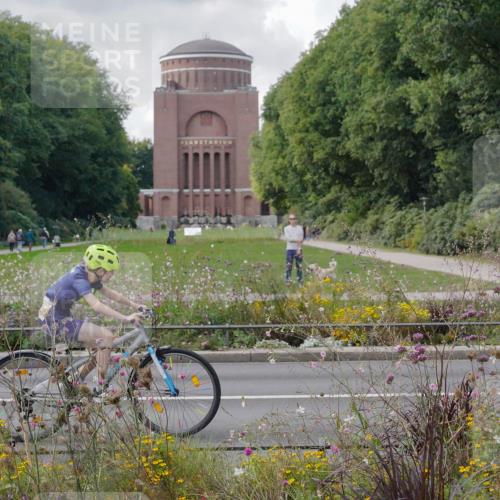 14.09.2025 - Stadtparktriathlon Michael Burmester http://msf.ph/oto/8903061 14.09.2025 14:25:50 Radfahren 1710, 1745, 1755, 1777, 1791 meine-sportfotos.de