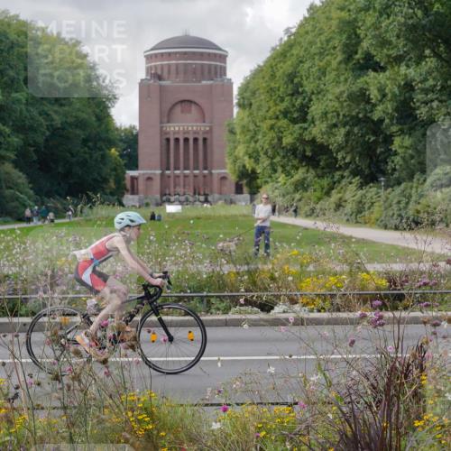 14.09.2025 - Stadtparktriathlon Michael Burmester http://msf.ph/oto/8903069 14.09.2025 14:26:02 Radfahren 1701, 1720, 1740, 1743, 1761, 1765, 1770, 1778, 1786, 1791 meine-sportfotos.de