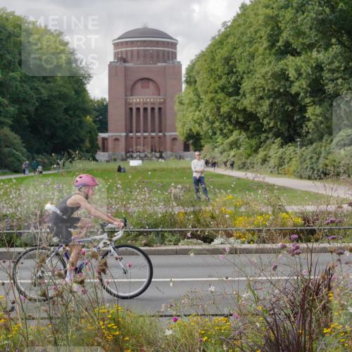 14.09.2025 - Stadtparktriathlon Michael Burmester http://msf.ph/oto/8903075 14.09.2025 14:26:05 Radfahren 1694, 1701, 1720, 1727, 1740, 1743, 1747, 1761, 1765, 1770, 1778, 1781, 1786 meine-sportfotos.de