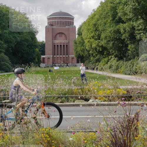 14.09.2025 - Stadtparktriathlon Michael Burmester http://msf.ph/oto/8903083 14.09.2025 14:26:13 Radfahren 1694, 1696, 1699, 1727, 1744, 1747, 1754, 1761, 1765, 1768, 1781 meine-sportfotos.de